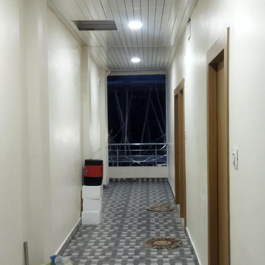 Shree Gajlaxmi Hotel Walking Distance From Mahakaleswar ウッジャイン エクステリア 写真